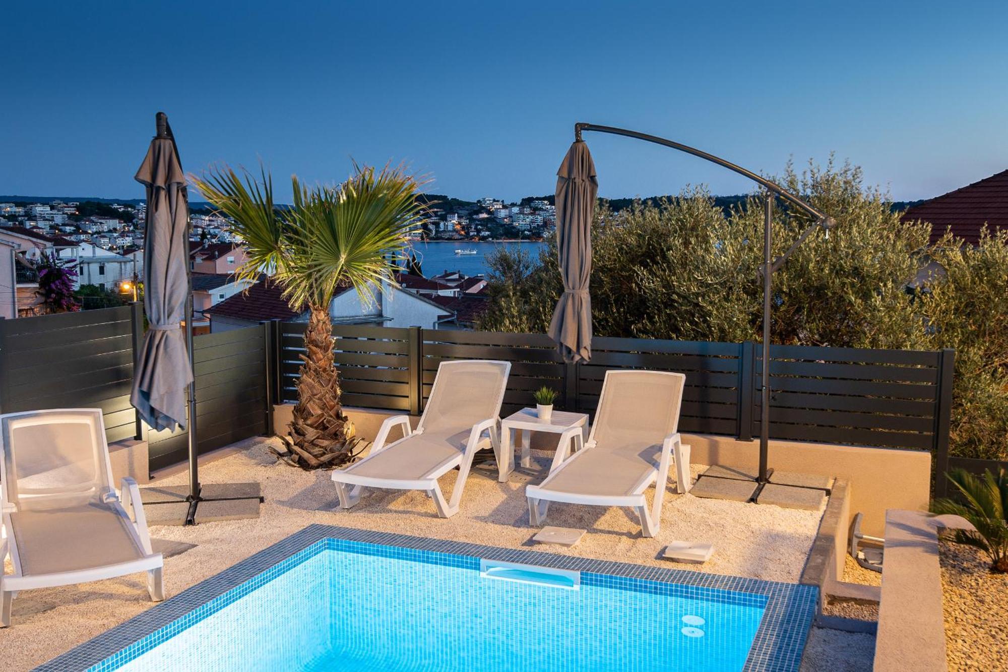 Adriatic Garden Apartments Okrug Gornji Extérieur photo