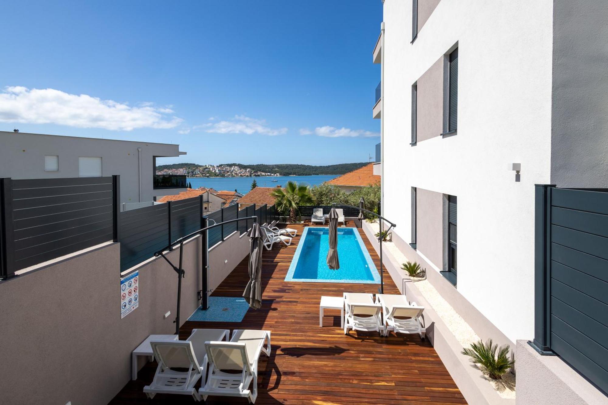 Adriatic Garden Apartments Okrug Gornji Extérieur photo